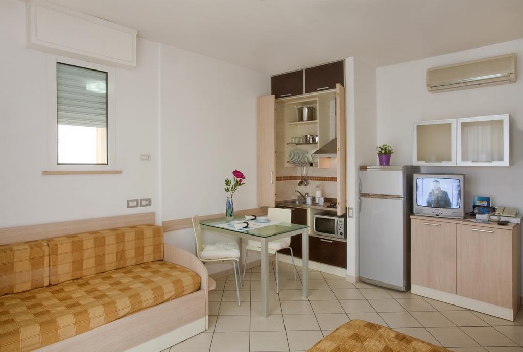 Residence Il Tulipano ริชโชเน ภายนอก รูปภาพ