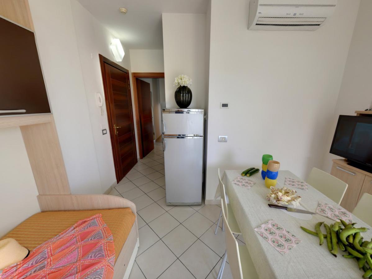 Residence Il Tulipano ริชโชเน ภายนอก รูปภาพ